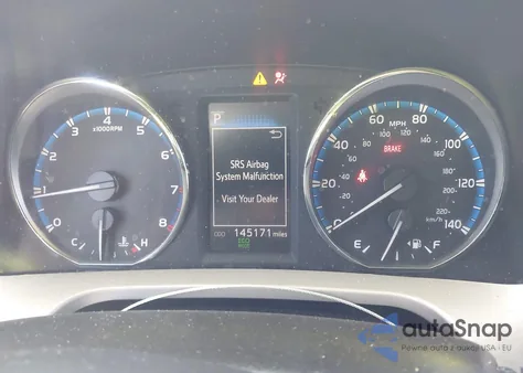 2016 Toyota Rav4 Xle z USA, uszkodzony, nr VIN 2T3WFREV6GW300889